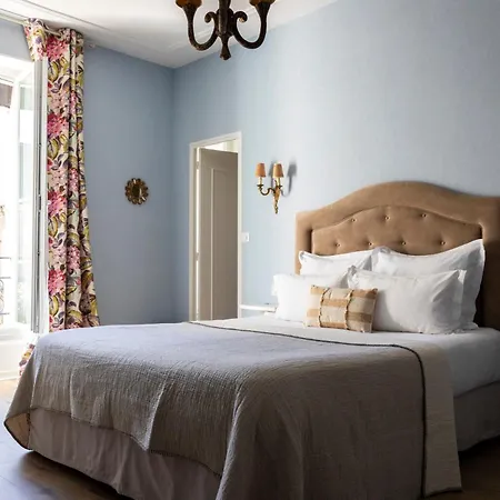 מלון Du Mail אנז'ה