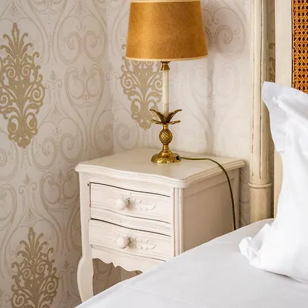 Du Mail Hotel 3*