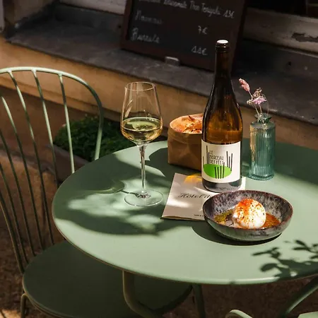 מלון Du Mail אנז'ה