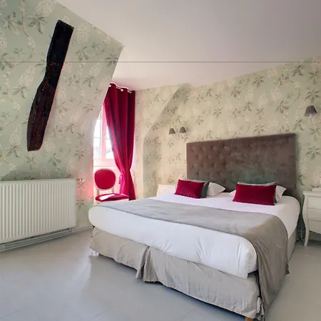 Du Mail Hotel 3*